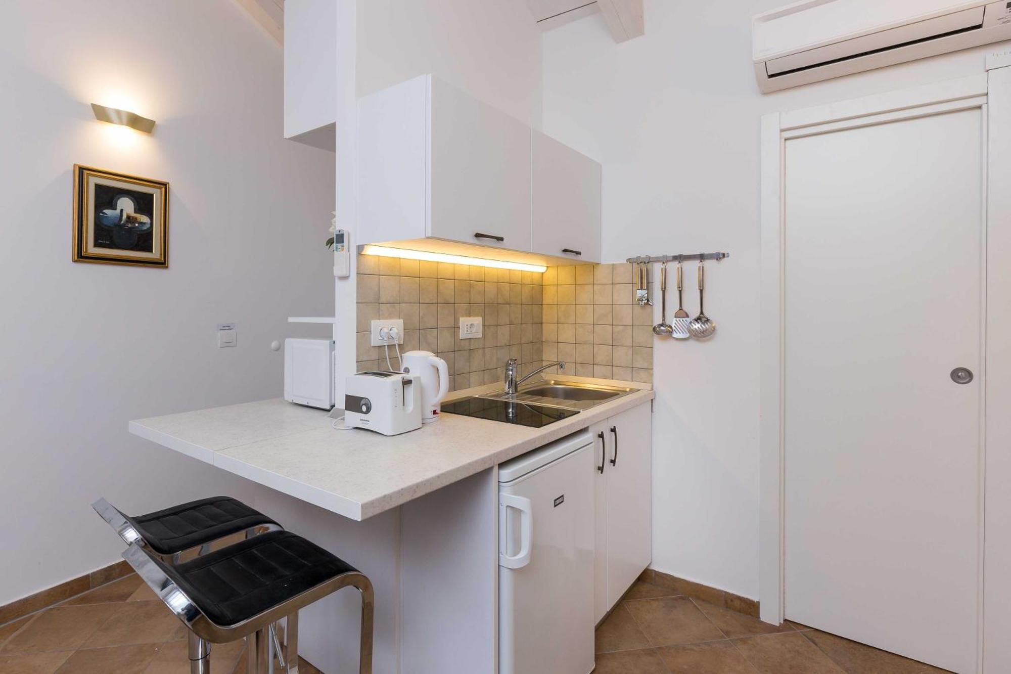 Apartments Bottega Dubrovnik Bagian luar foto